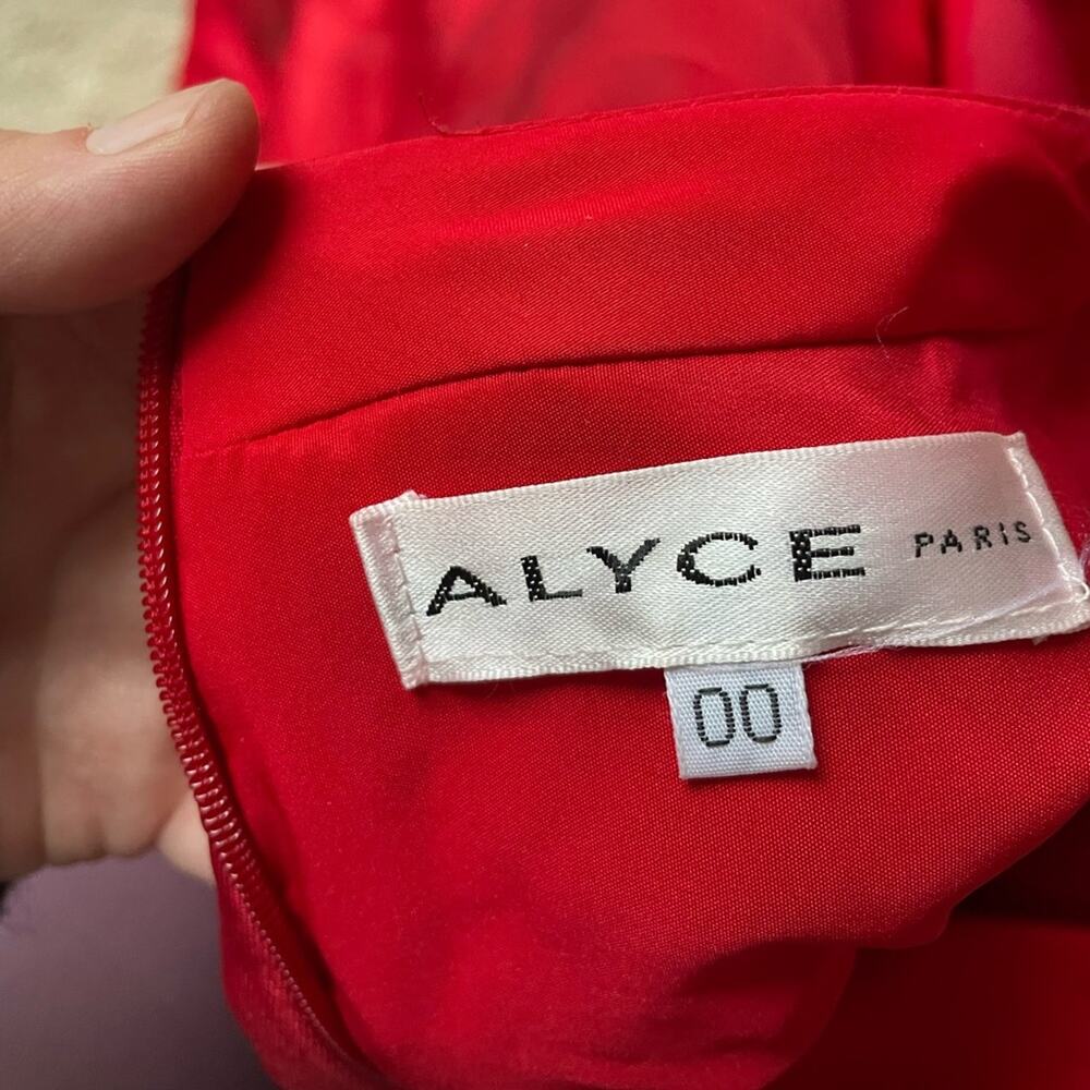 Alyce two piece prom dress - Picture 3 of 10